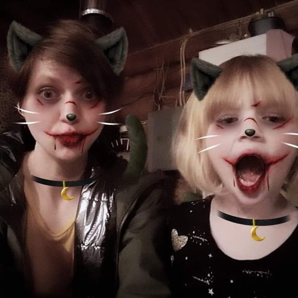 Meet your Posher, Dawn - Picture 1 of 1